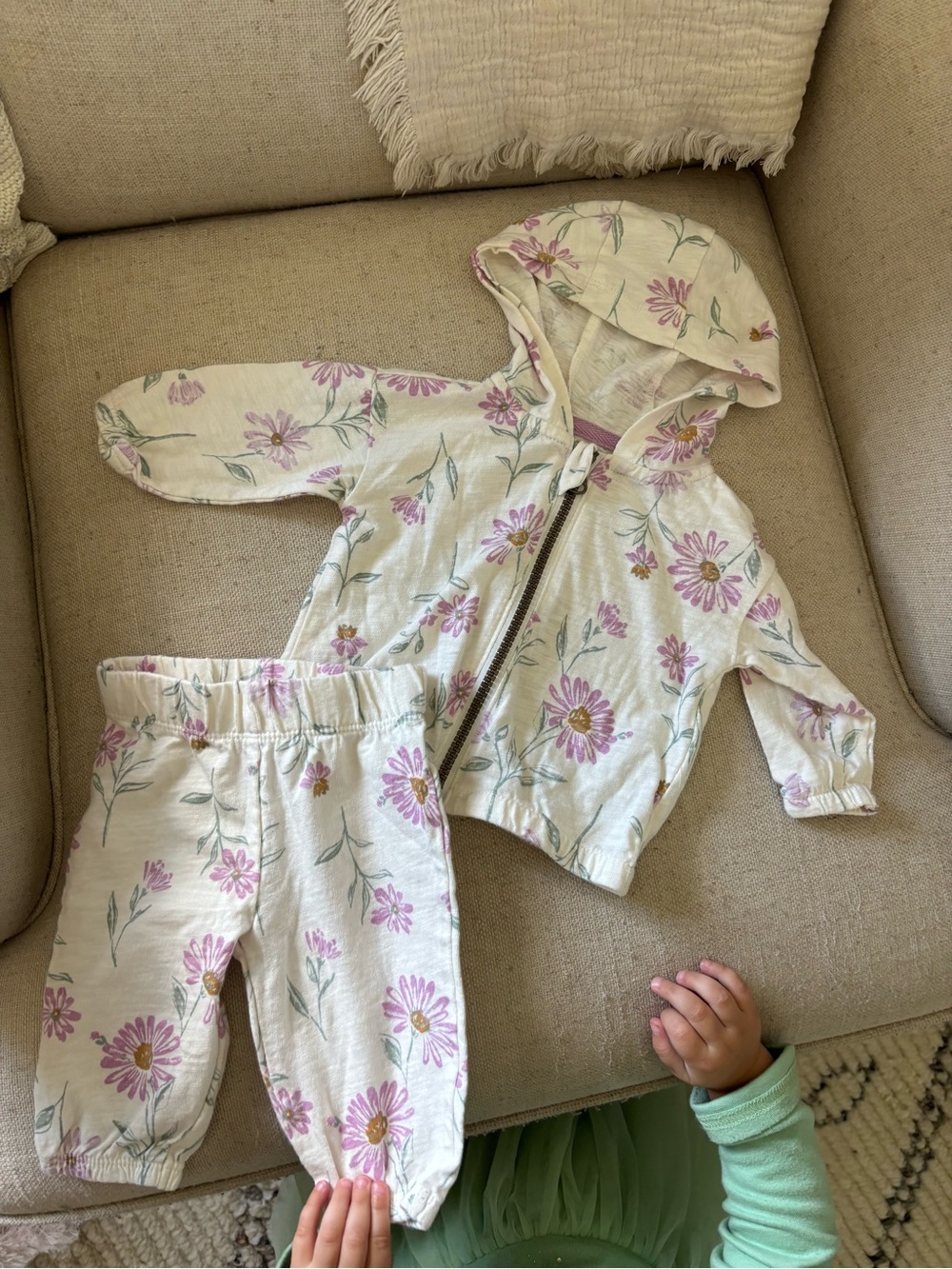 Carter's Cream Hoodie & Pant Pajama Set with Pink Daisy Print